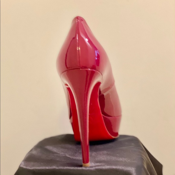 Christian Louboutin Red Bianca Patent Leather - Picture 4 of 8